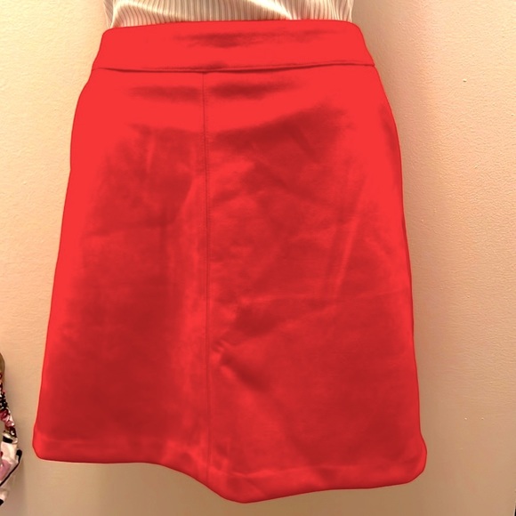 Very Moda Faux suede skirt in a beautiful shade of red. - Picture 1 of 7